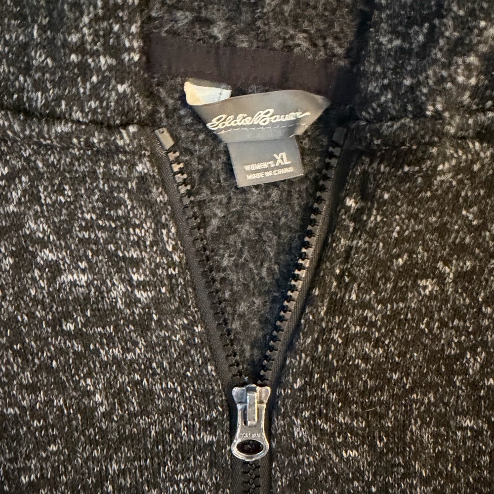 Eddie Bauer Black and Gray Zip-Up Sweater XL - Picture 4 of 8